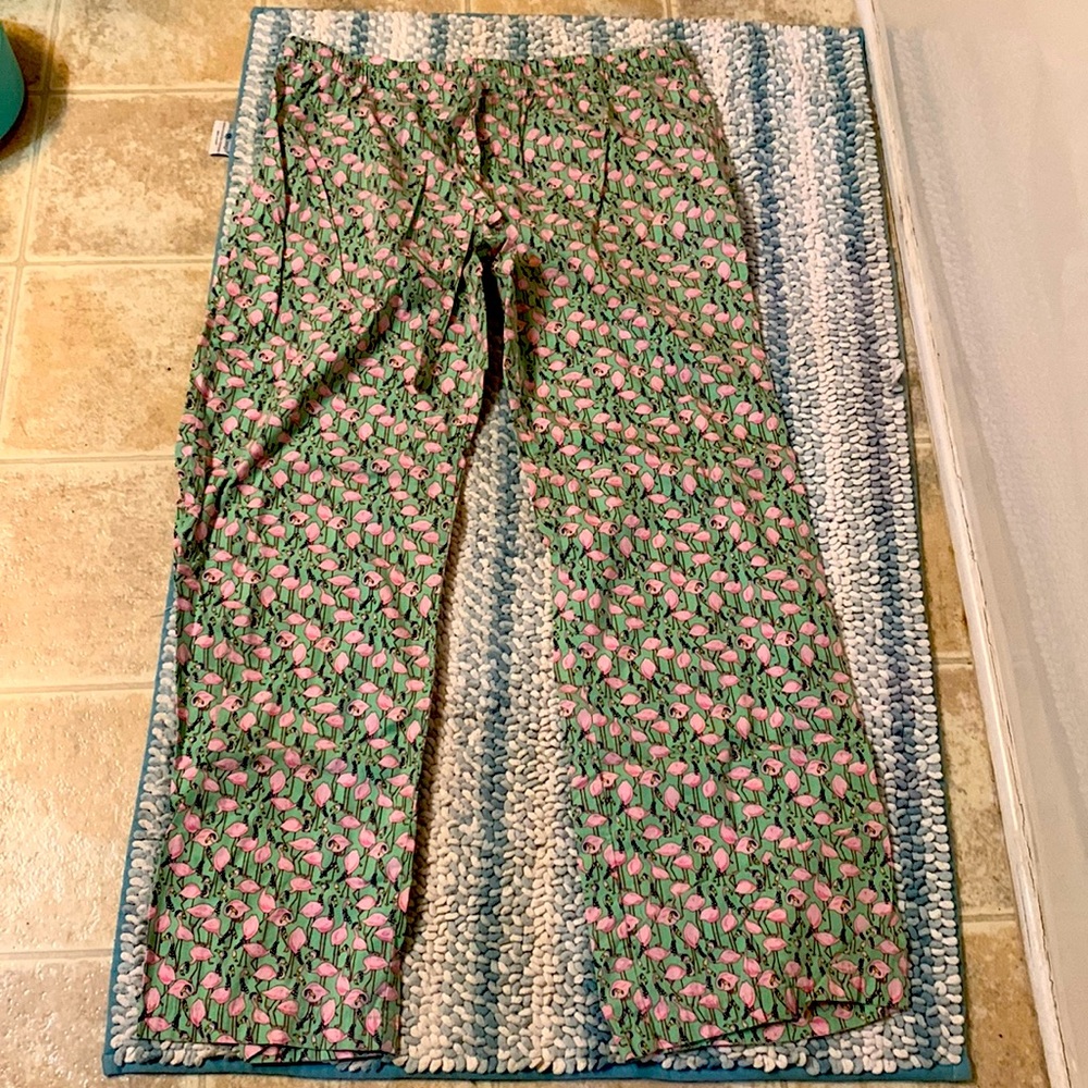Vineyard vines flamingo pajamas pants, L